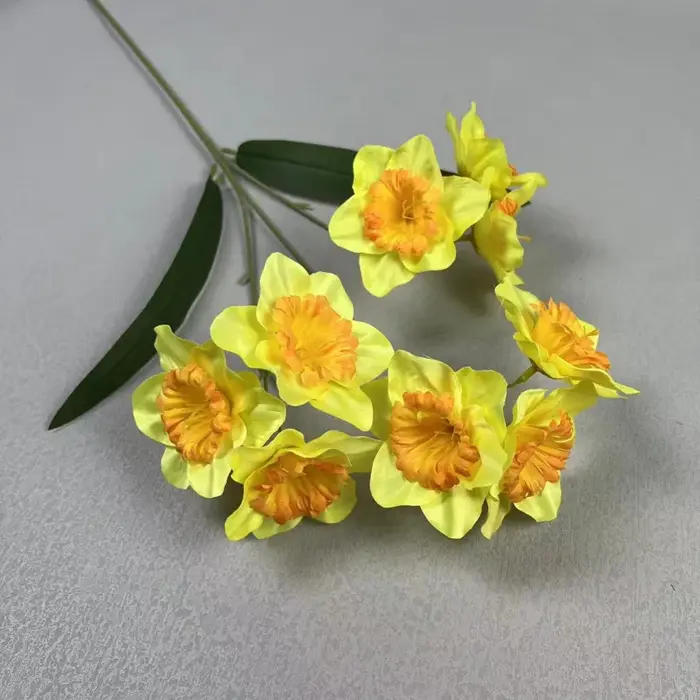 5pcs Fleur de jonquille artificielle avec branche longue en soie 9 têtes Plante de narcisse