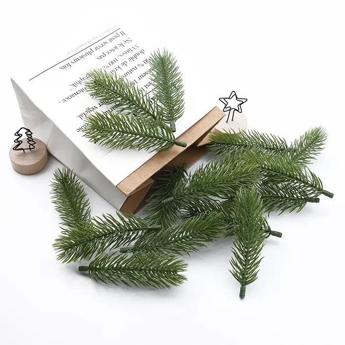 Guirlande de plantes artificielles décoratives en plastique