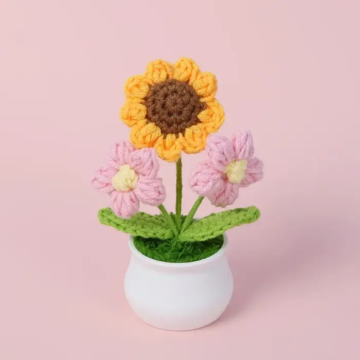 Jolies fleurs artificielles en crochet en forme de tournesol