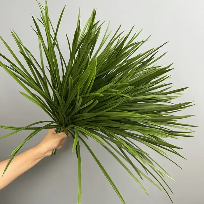 Lot de 4 fausses herbes nordiques en plastique
