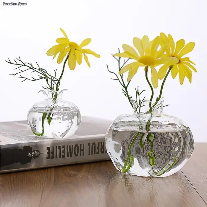 Vase à fleurs en verre de grenade