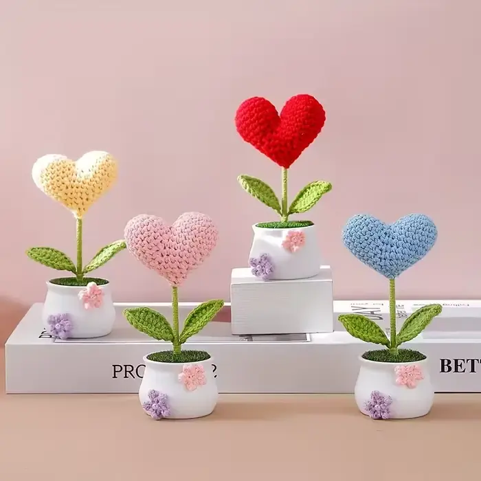 Plantes artificielles en pot en forme de cœur accrochées à la main - Sélection de décoration de maison et de cadeaux
