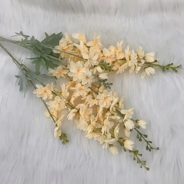 Fleurs artificielles pour la décoration de la maison