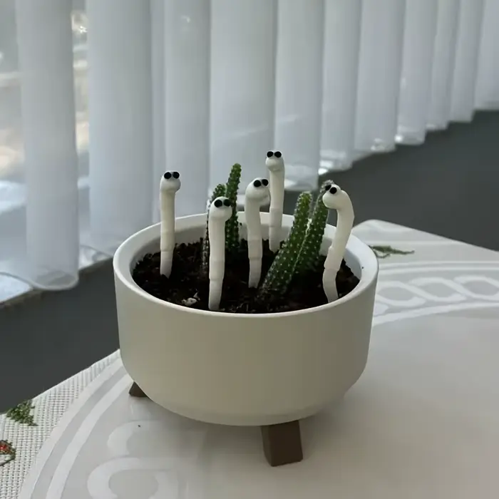 Ensemble de 2 plantes amusantes en pot en forme de vers de terre pour la décoration du jardin