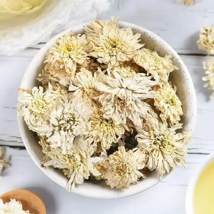 Les fleurs de chrysanthème séchées de qualité 100g-200g sont utilisées pour la fabrication de bougies
