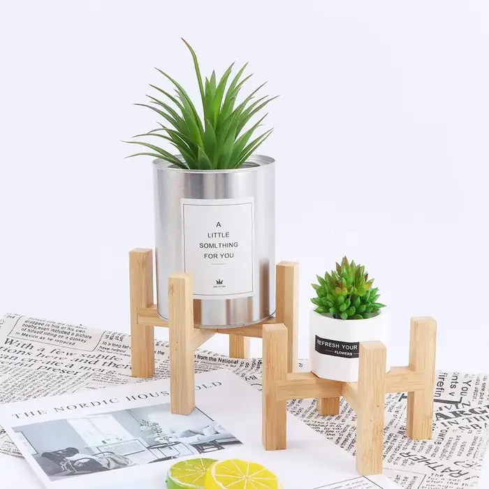 Présentoir de jardinière sur pied d'intérieur