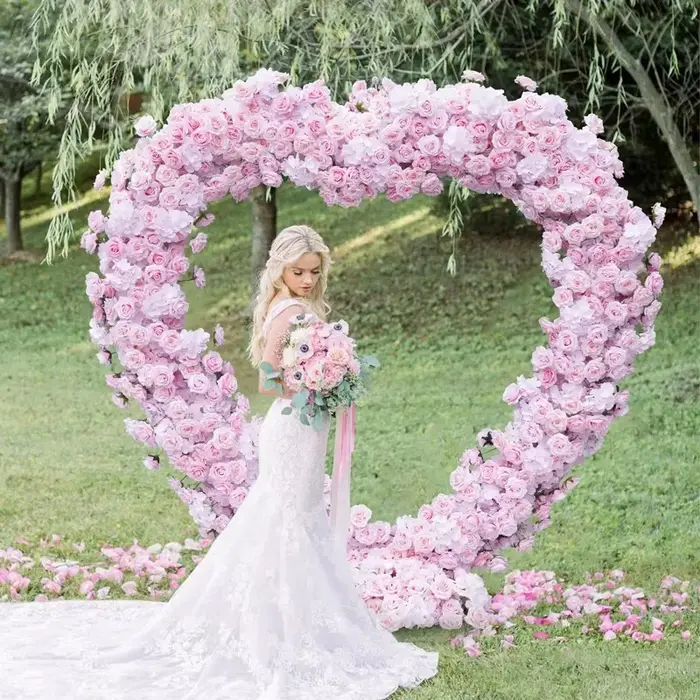 Angela fleur A8203 Base en tissu Rose blanche 5D Arrangement Floral décor toile de fond de mariage arc en forme de coeur rangée de fleurs accessoires d'événement
