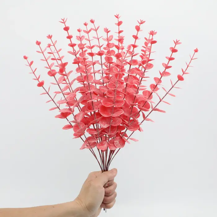 Simulation de fleur artificielle d'eucalyptus doré