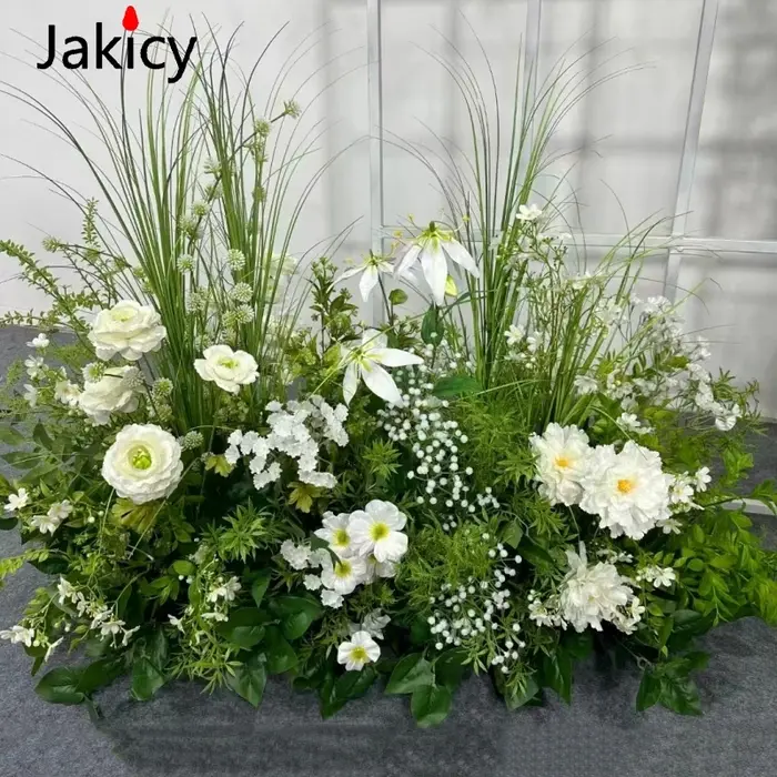 Plantes vertes feuille mariage fleur de soie artificielle terre rangée