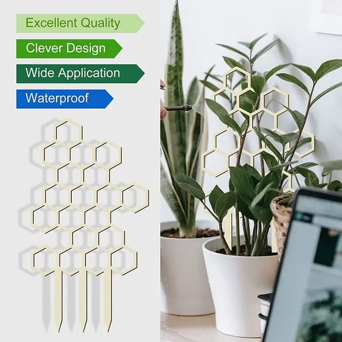 Treillis en bois durable pour favoriser la croissance des plantes