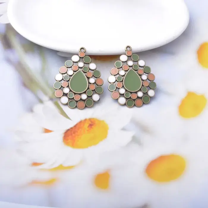Ensemble de pendentifs bohème vert olive