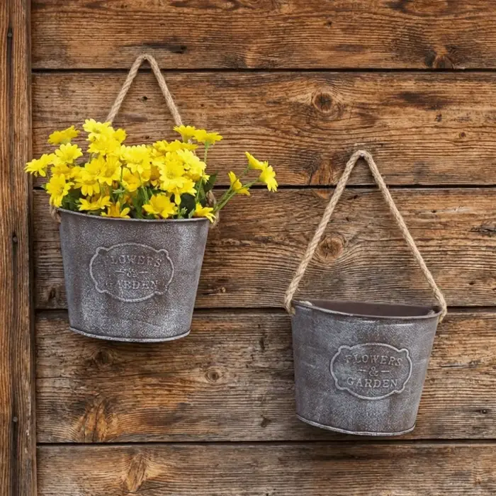 Pot de fleurs suspendu vintage pratique