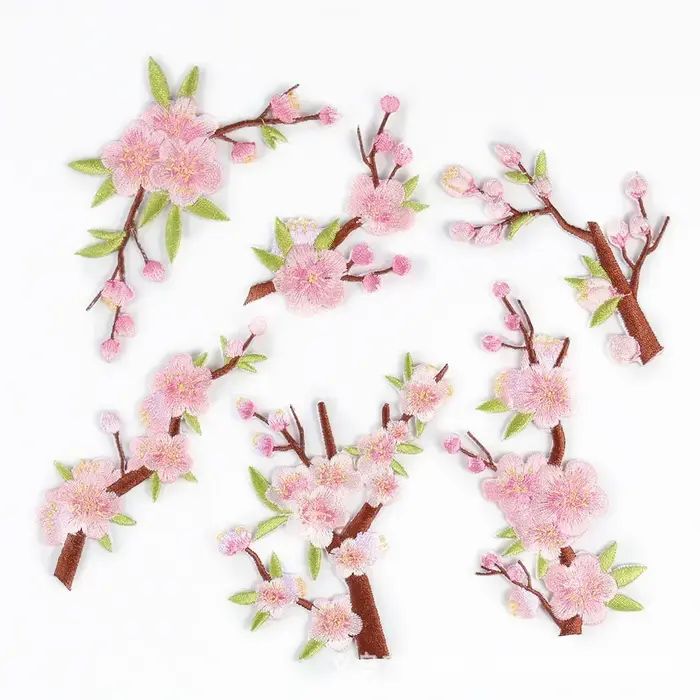 Appliques brodées de fleurs roses avec branche pour vêtements