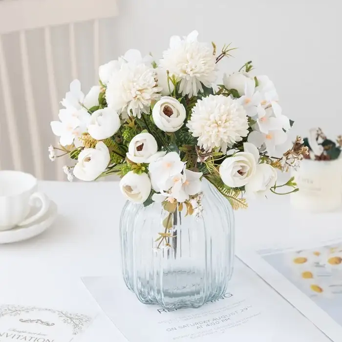 Fleurs artificielles économiques : Boutons de roses thé, Hortensias en soie pour DIY, boîtes à bonbons, vases, décoration intérieure, guirlandes de la Saint-Valentin, bouquets de mariage