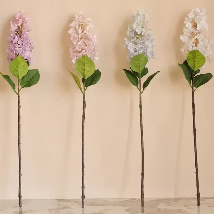 Simulation de fleurs en soie
