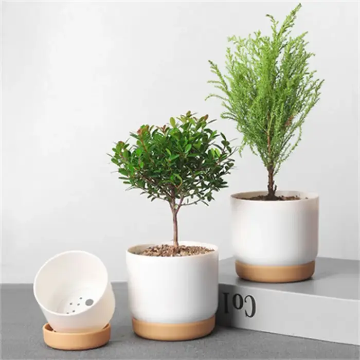 Pot de fleurs rond en plastique