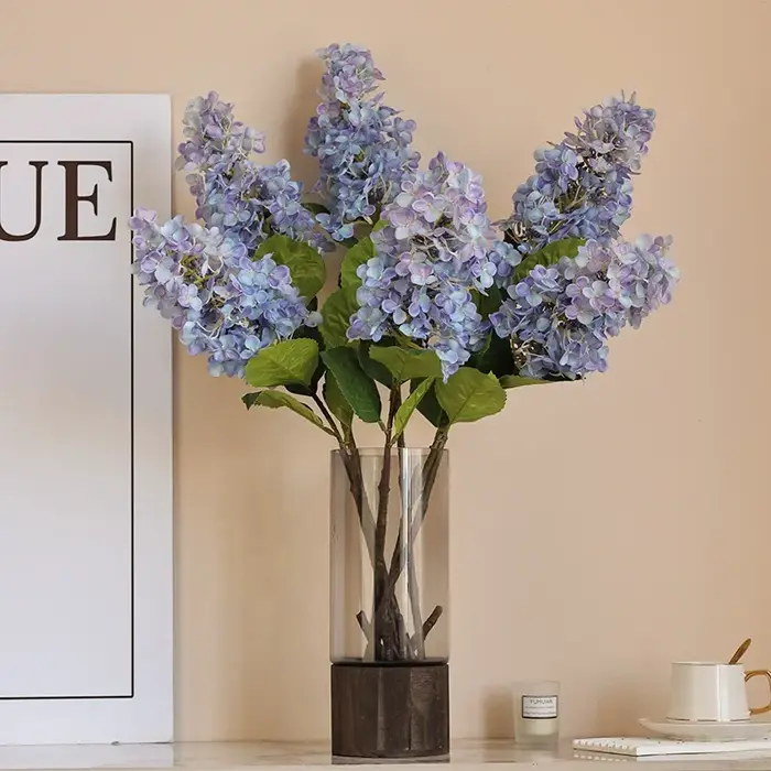 Fleurs artificielles en soie