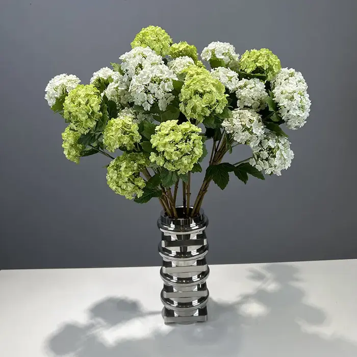 Fleurs artificielles en soie