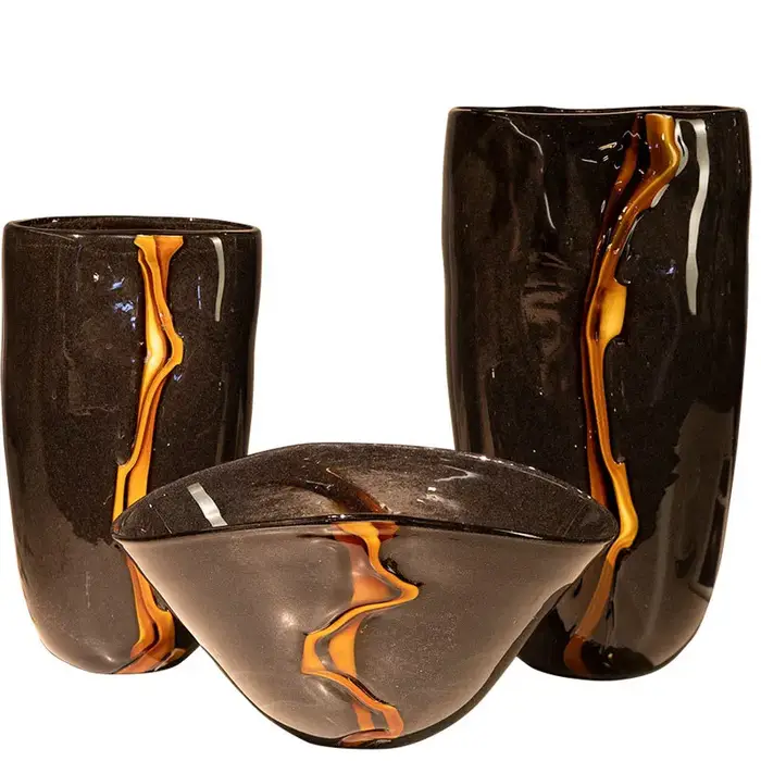 Vase à fleurs rétro noir veiné d'orange