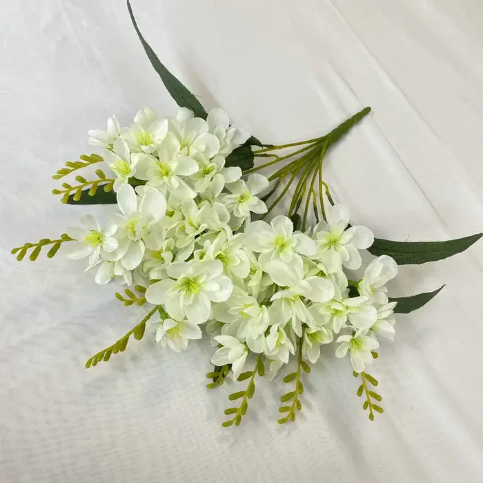 Fleurs de Freesia artificielles à 9 fourchettes