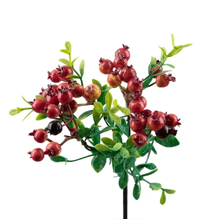 Arrangement de fleurs de baies artificielles